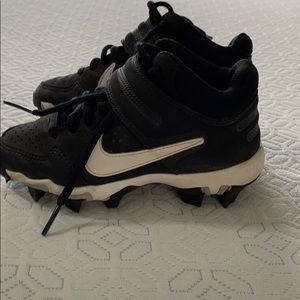 Nike cleats size 11